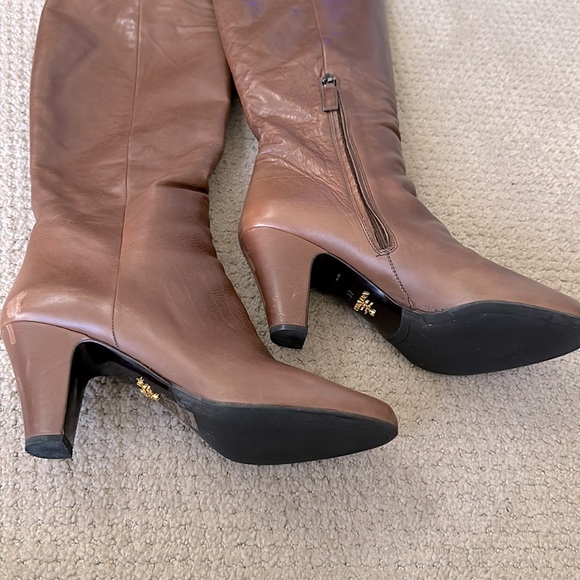 Prada brown leather tall boots size 37 or US size7 - Picture 2 of 7